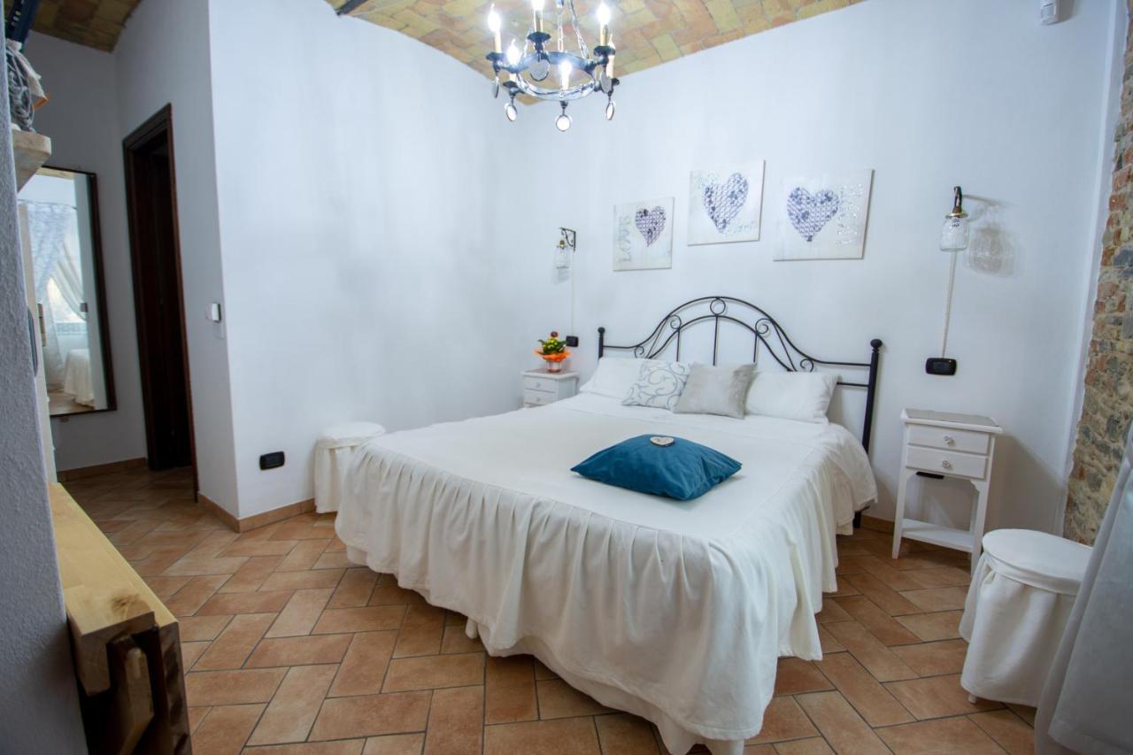 Ca Reginella B&B Diano d'Alba Bagian luar foto