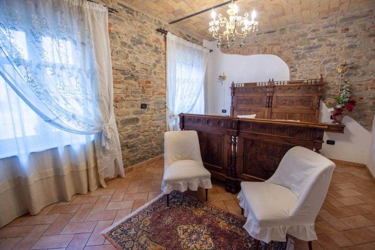 Ca Reginella B&B Diano d'Alba Bagian luar foto