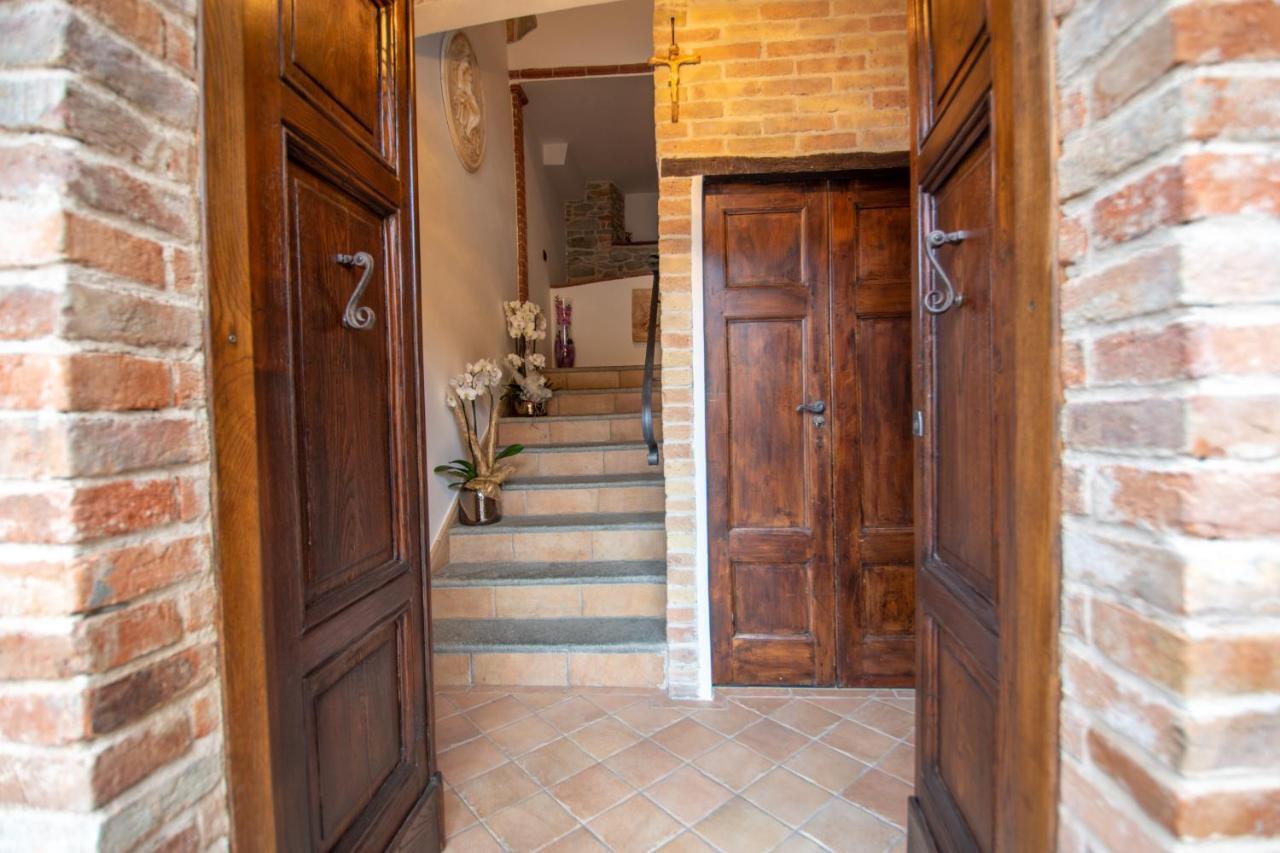Ca Reginella B&B Diano d'Alba Bagian luar foto