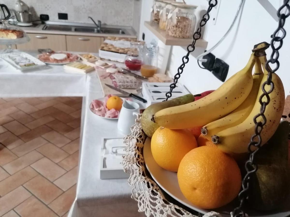 Ca Reginella B&B Diano d'Alba Bagian luar foto